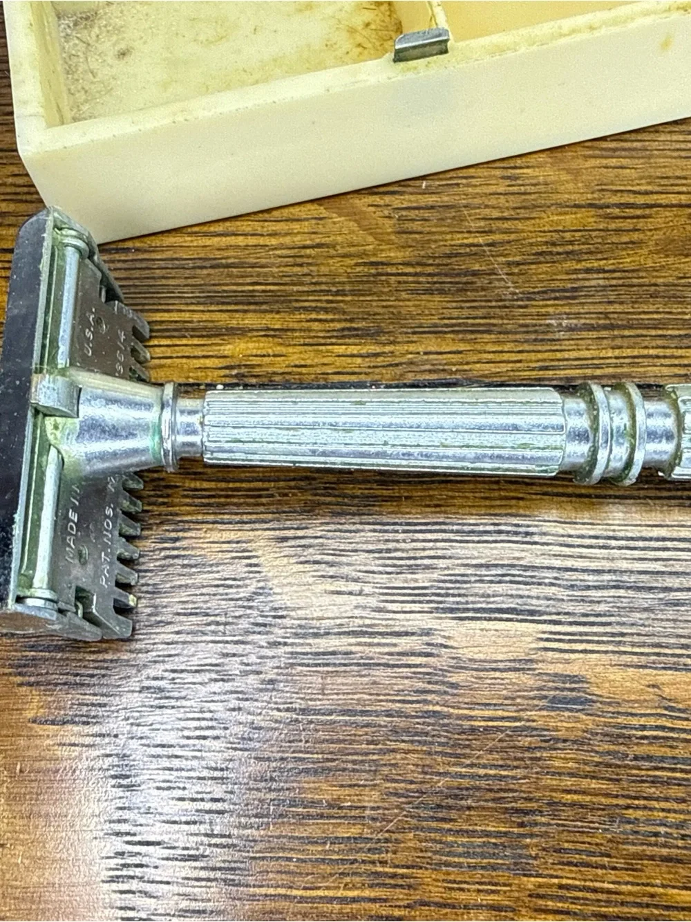 Vintage Gem Silver Micromatic Open Comb - Single Edge Safety Razor in Bakelite C